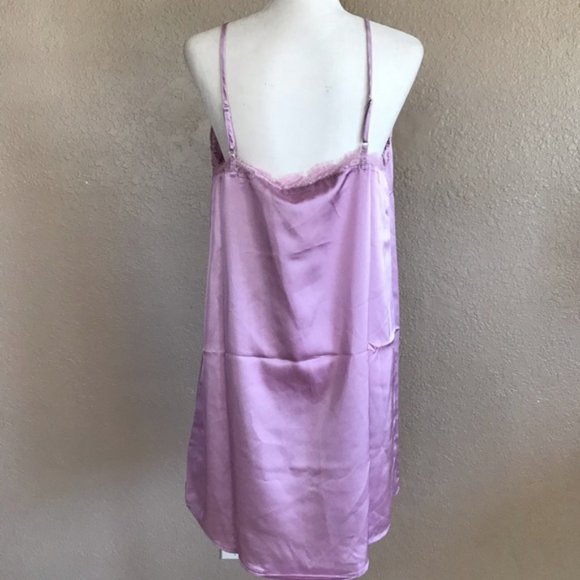 Francesca's | NWT Belora Lace Slip Dress - Picture 6 of 14